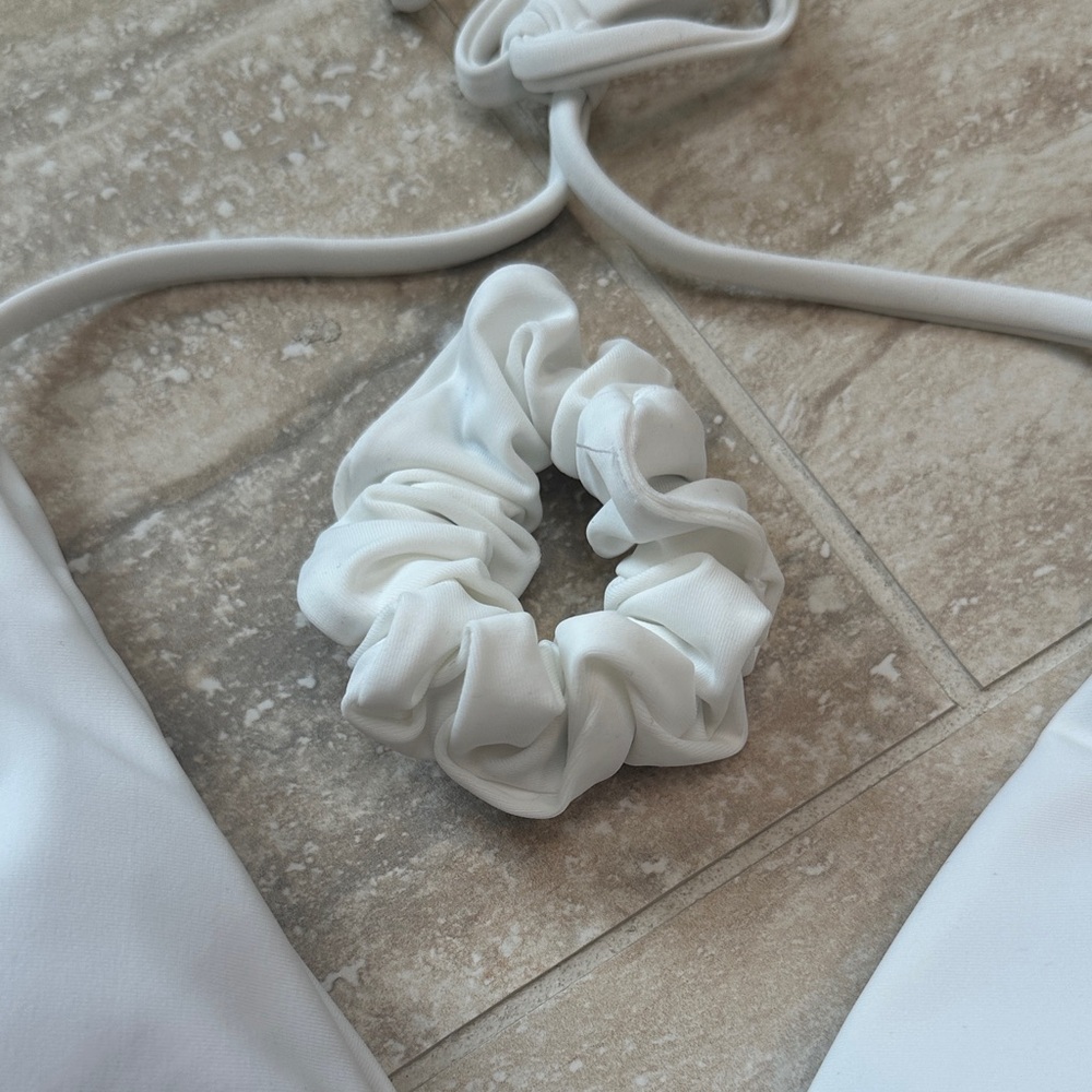 White Triangle Bikini Set - Picture 5 of 6